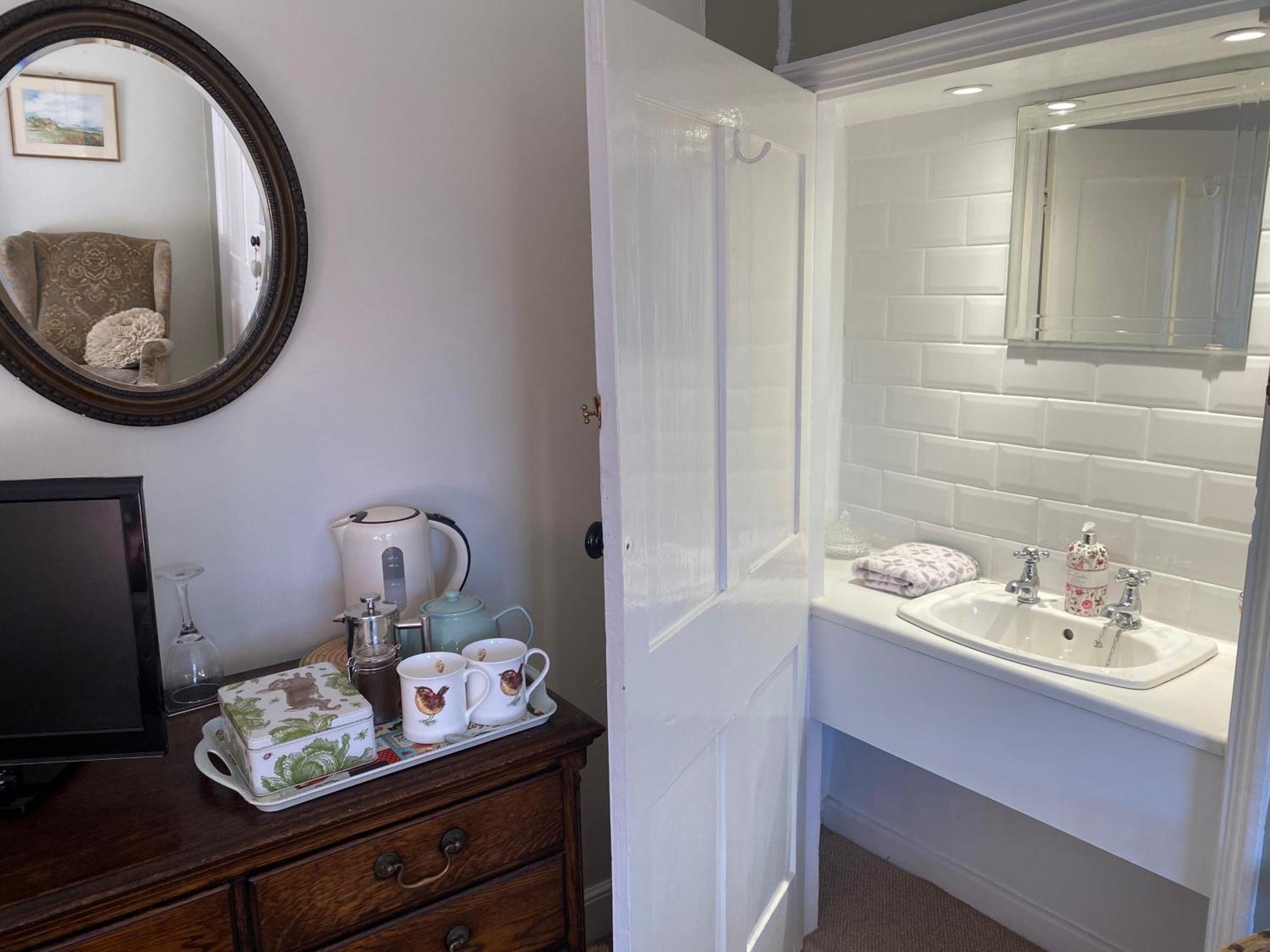 Mill House Bed And Breakfast Overstrand Bagian luar foto